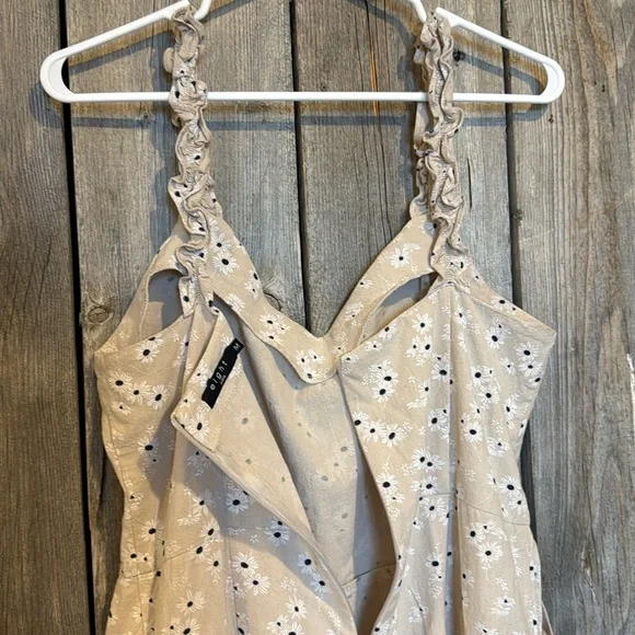 Floral Beige Jumpsuit size M - Picture 7 of 13